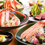 特撰活松葉蟹コースのご予約を開始致しました。の写真
